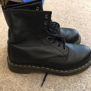 Dr Martin Boots size 7